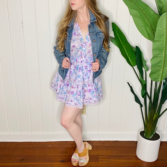 GAP Denim Jacket (size M) - Picture 4 of 13